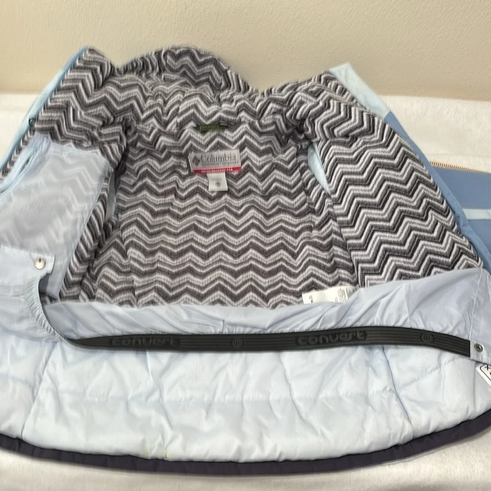 Columbia Convert Sky Blue Ski Jacket with fleece lining size 10/12